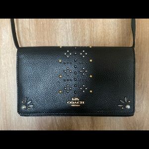 BRAND NEW coach cross body purse!